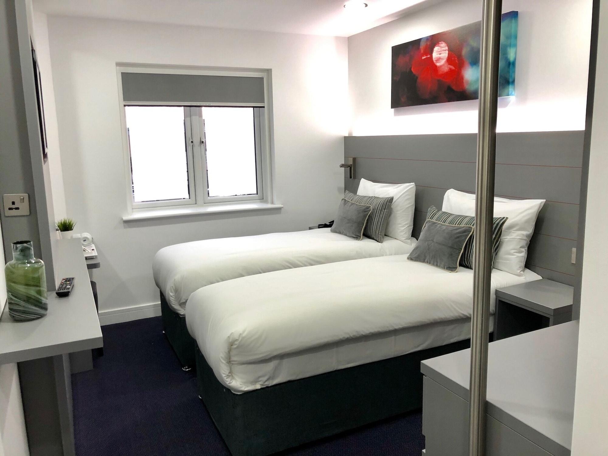 Ilford Hotel Goodmayes מראה חיצוני תמונה