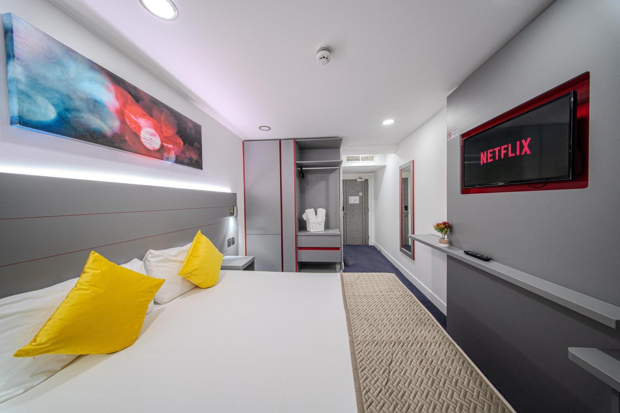 Ilford Hotel Goodmayes מראה חיצוני תמונה