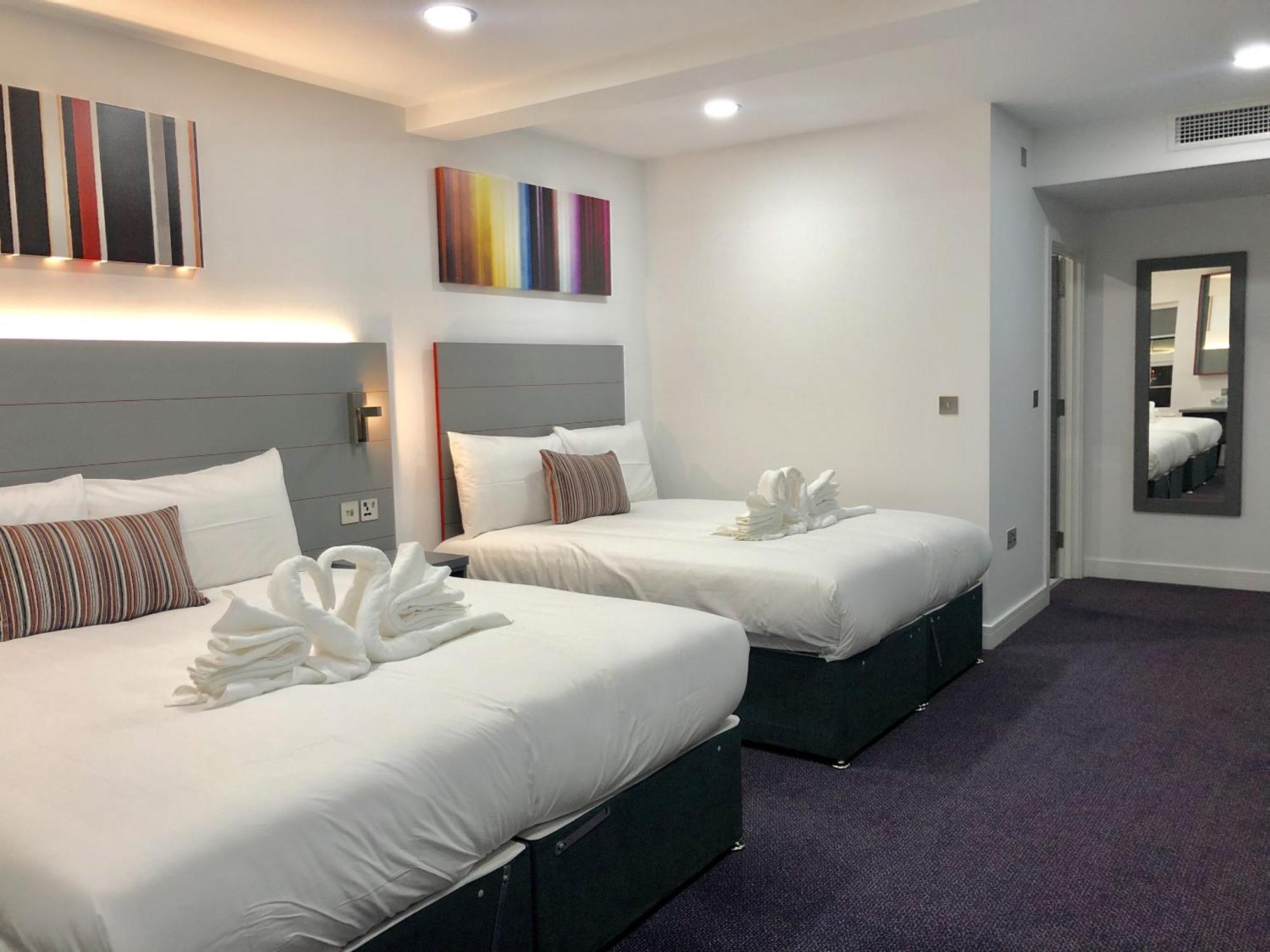Ilford Hotel Goodmayes מראה חיצוני תמונה