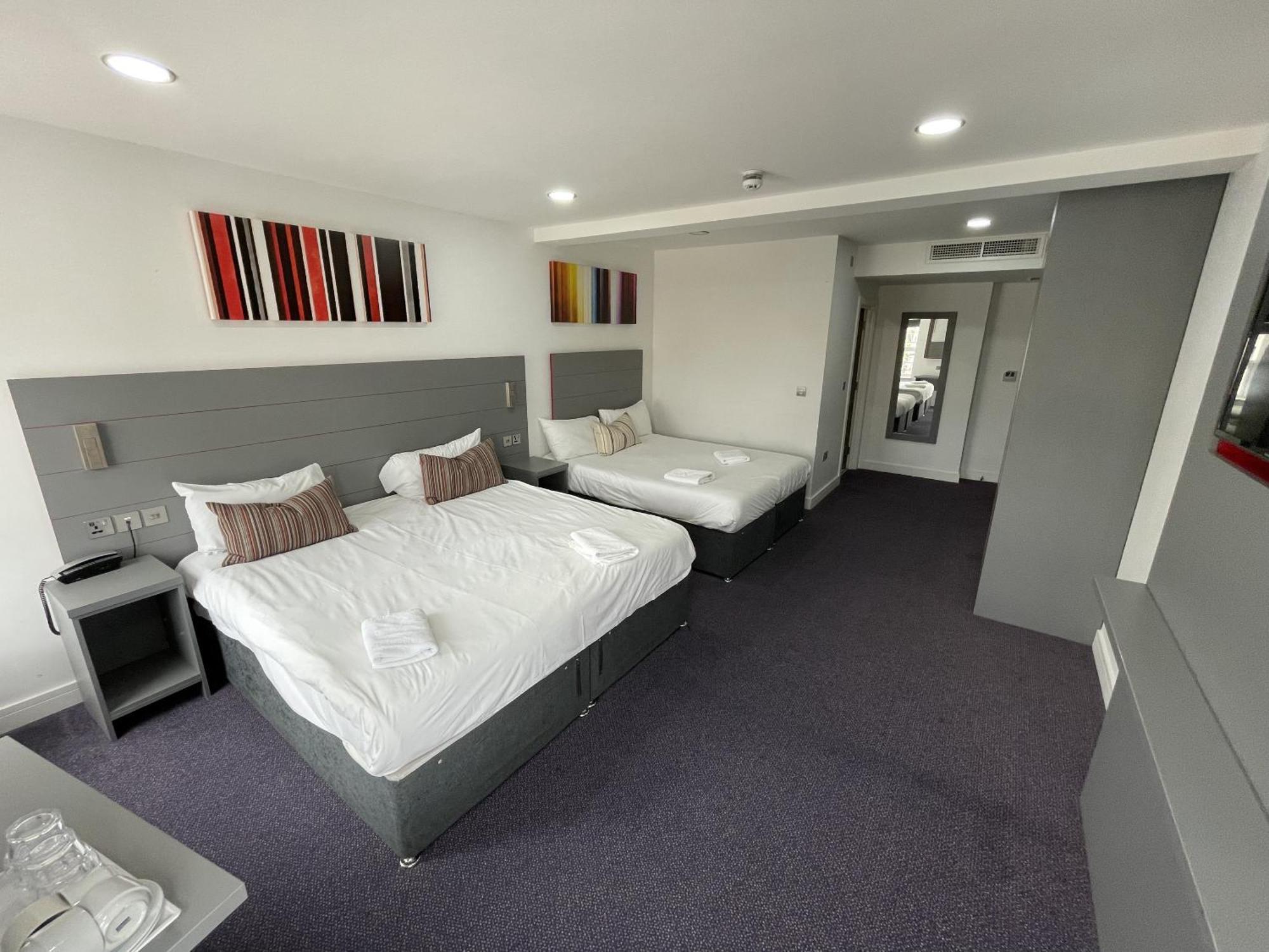 Ilford Hotel Goodmayes חדר תמונה